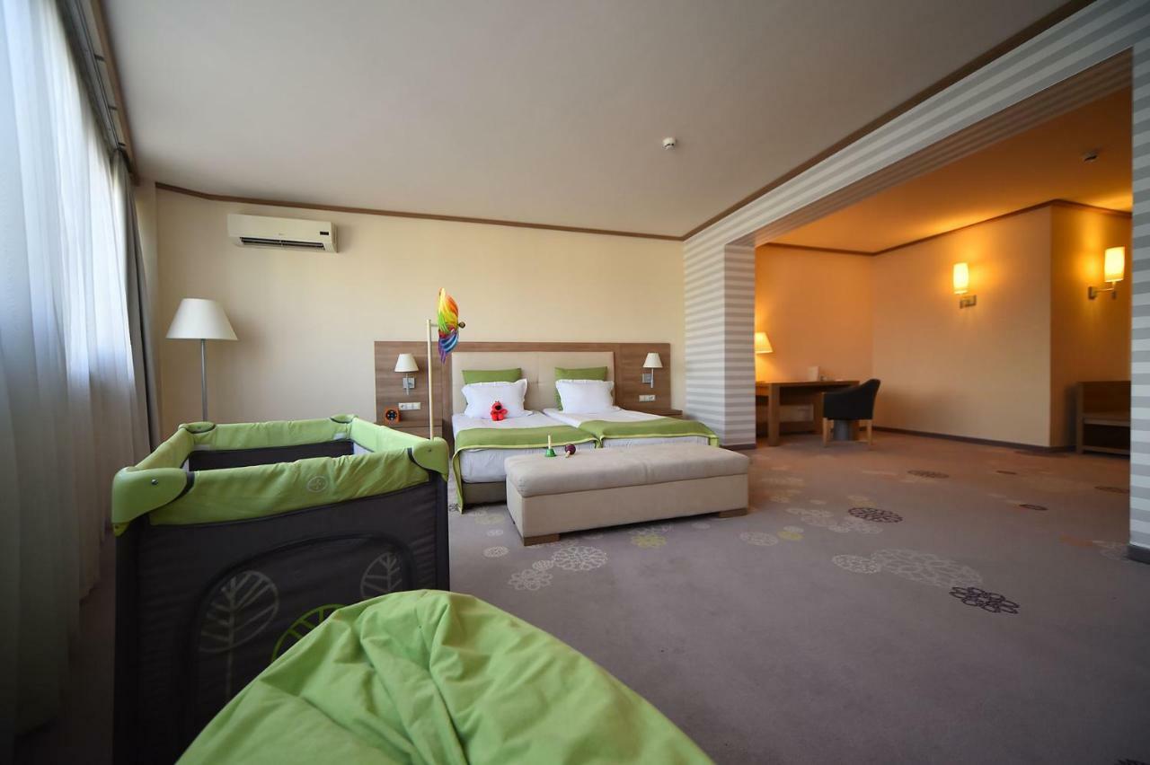 Suite Hotel Sofia Exterior photo